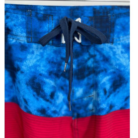 Joe Boxer Young Mens Blue Red White Board Shorts Swim Trunks NEW Size 36 - Picture 3 of 10